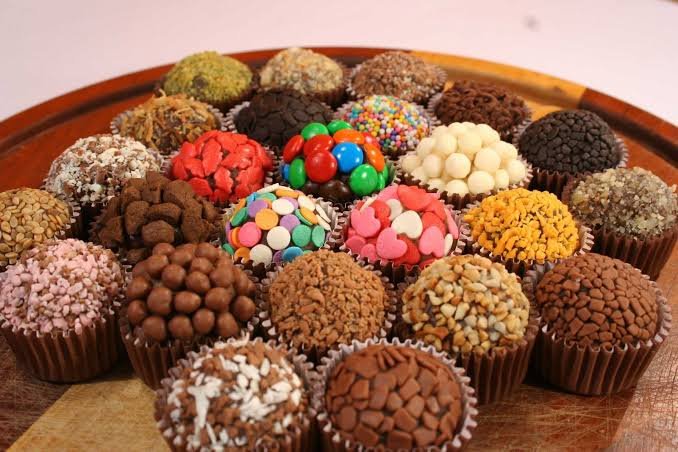 BRIGADEIRO GOURMET LUCRATIVO