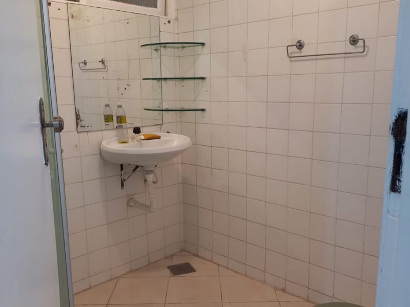 Vendo apartamento Kitnet 2 de Julho Salvador Bahia