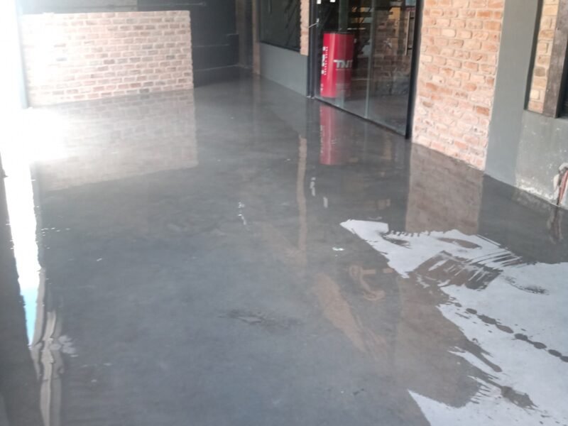 Aplicação De Pisos De Concreto Polido & Liso