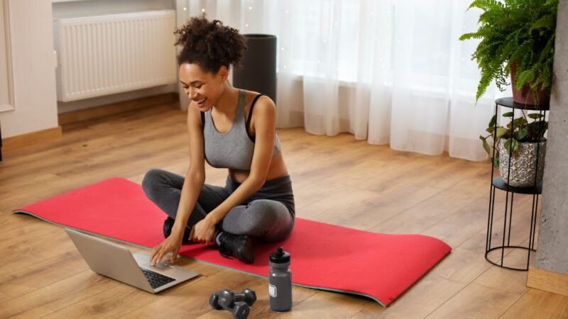 Fazer exercícios em casa-min