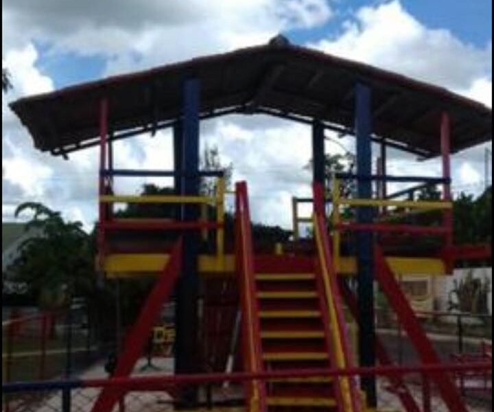 Reforma de Parquinho Play Ground - 61 984462429