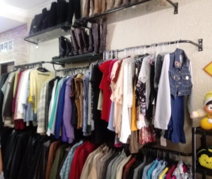 Fardos de Roupas Usadas para Brechós
