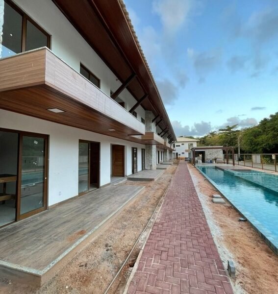 VENDO VILAGE DE 02 QUARTOS Condomínio Villa dos Coqueiros Imbassaí Mata de São João Bahia Brasil