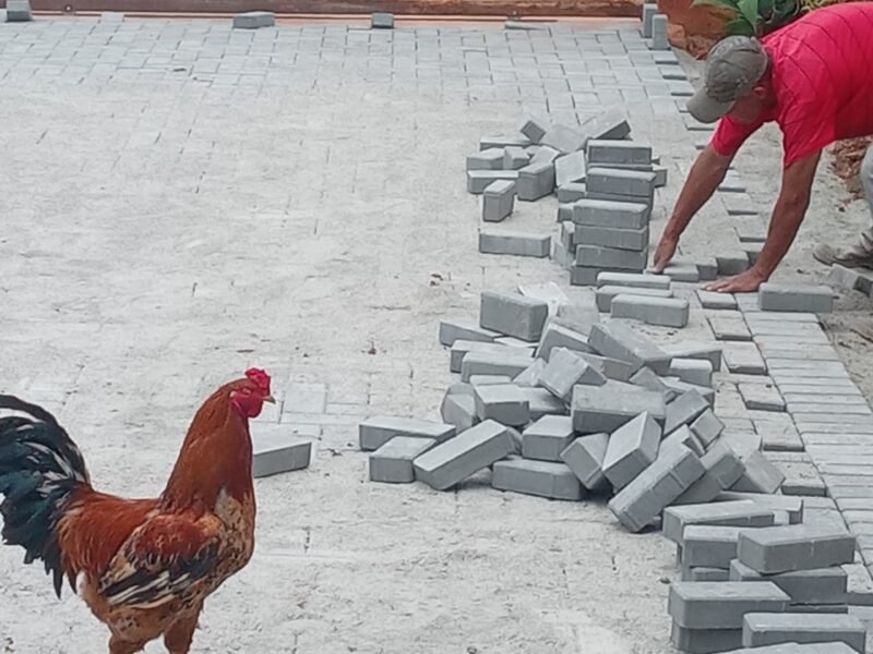 Manutencao de pisos intertravados e paralelepipedos