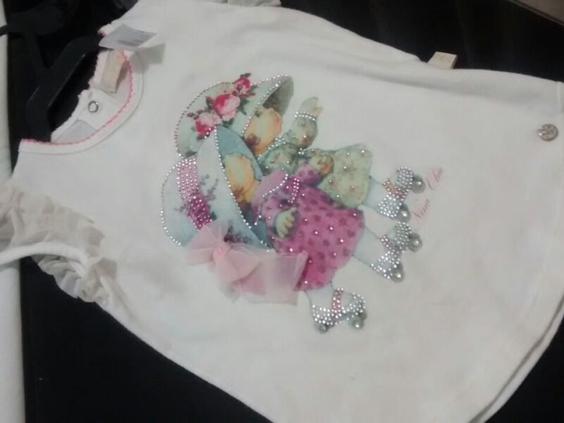 300 Peças de roupas infantis para brechós