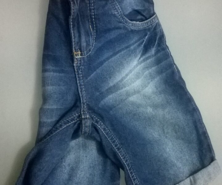 300 Peças de roupas infantis para brechós