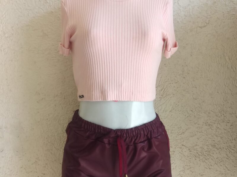 500 Peças de roupas infantis e feminina para brechós