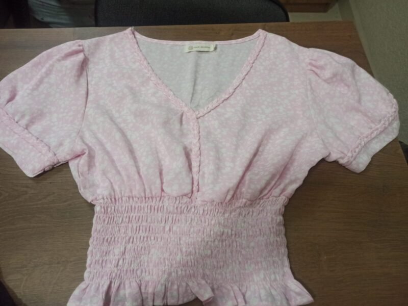 500 Peças de roupas infantis e feminina para brechós